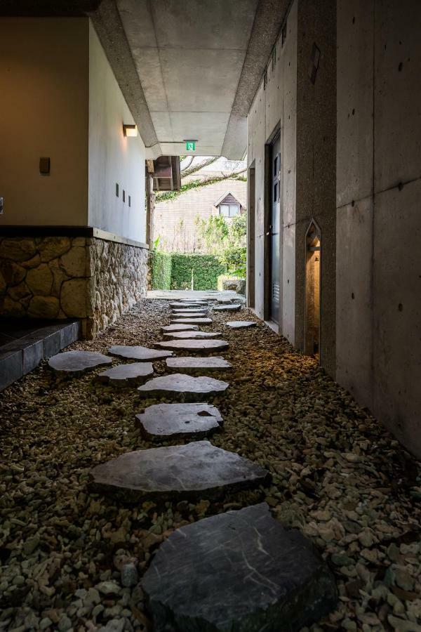 House-Uma Kensyukan -SEVEN Hotels&Resorts- Onna Bagian luar foto